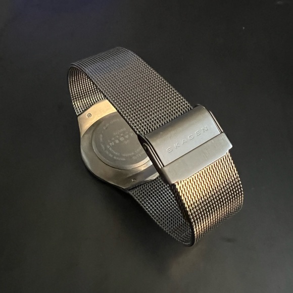 SKAGEN - Titanium Multifunction Men's Watch - Picture 4 of 4